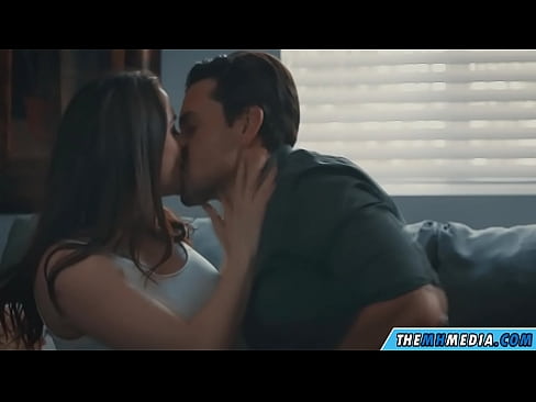 ❤️ Rhyw rhamantus gyda mam busty dda ️❌ Porno wrthon ni ☑