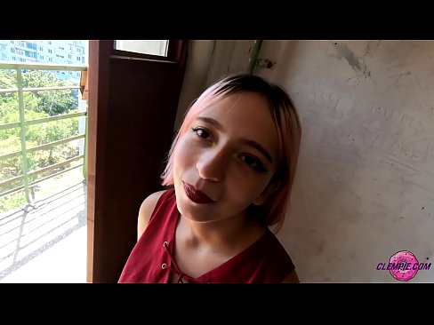 ❤️ Myfyriwr Synhwyrol Sugno Dieithryn yn yr Outback - Cum Ar Ei Wyneb ️❌ Porno wrthon ni ☑